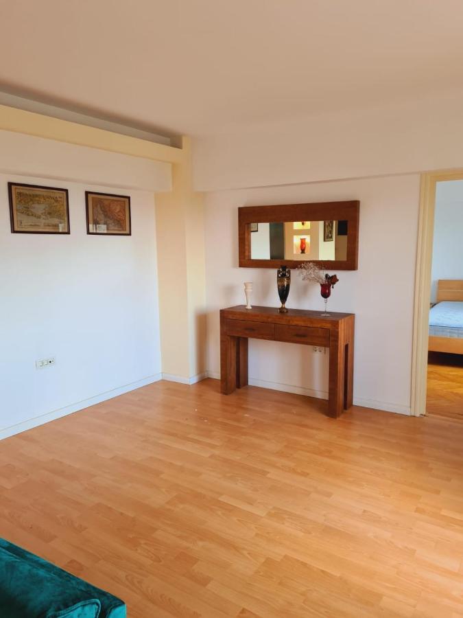 Old Town Apartment With Panoramic View Bukarest Kültér fotó