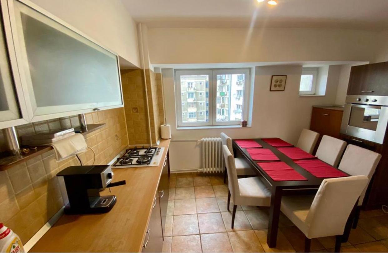 Old Town Apartment With Panoramic View Bukarest Kültér fotó